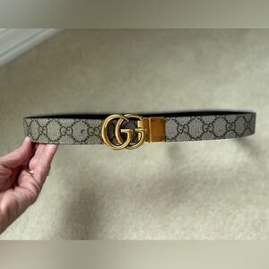 Gucci Beige Monogram Belt with Gold Hardware, Reversible-Black